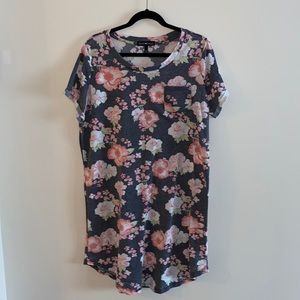 DEREK ❤️HEART FLORAL TEE DRESS SIZE 1X